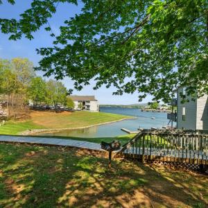 Photo #40 of 75 Dockside Circle, Moneta, VA