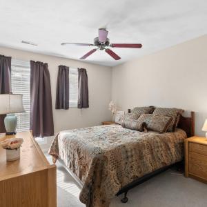 Photo #23 of 75 Dockside Circle, Moneta, VA