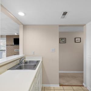 Photo #16 of 75 Dockside Circle, Moneta, VA