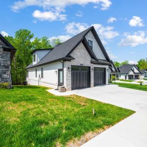 Photo #3 of 301 Bentley Grove Way, Lynchburg, VA 0.2 acres