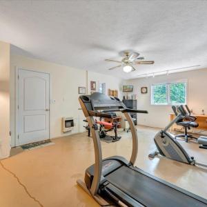 Photo #40 of 806 Cedar Key Lane, Huddleston, VA 1.7 acres