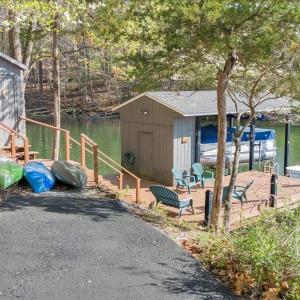 Photo #5 of 806 Cedar Key Lane, Huddleston, VA 1.7 acres