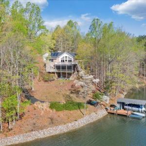 Photo #1 of 806 Cedar Key Lane, Huddleston, VA 1.7 acres
