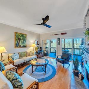 Photo #14 of 231 Mountain Cove Drive, Hardy, VA