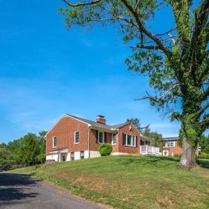 Photo #46 of 1235 Ashland Circle, Bedford, VA 0.4 acres