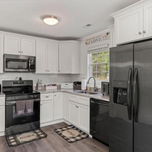 Photo #14 of 208 Samson Way, Madison Heights, VA 1.1 acres