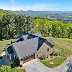 Photo #2 of 890 Blain Road, Buchanan, VA 33.9 acres