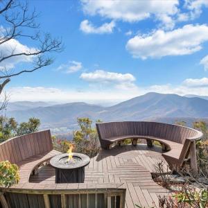 Photo #2 of 380 Blackrock Circle, Wintergreen, VA 0.6 acres