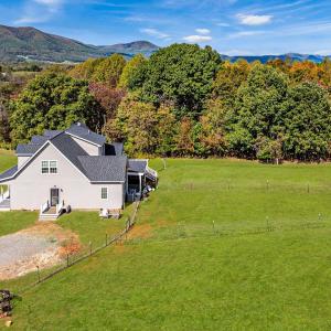 Photo #13 of 1169 Mountain Creek Lane, Big Island, VA 7.0 acres