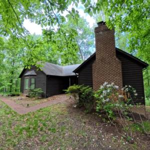 Photo #2 of 2130 Burnt Bridge Rd., Lynchburg, VA 2.1 acres