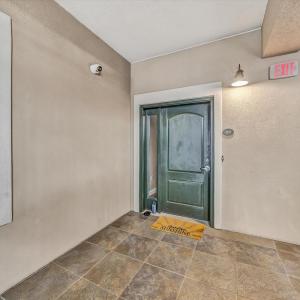 Photo #27 of 100 Bridgewater Pointe Place, Moneta, VA