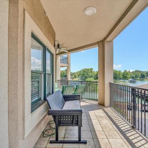 Photo #13 of 100 Bridgewater Pointe Place, Moneta, VA