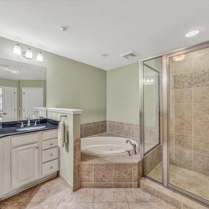 Photo #19 of 100 Bridgewater Pointe Place, Moneta, VA