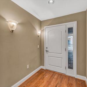 Photo #2 of 100 Bridgewater Pointe Place, Moneta, VA