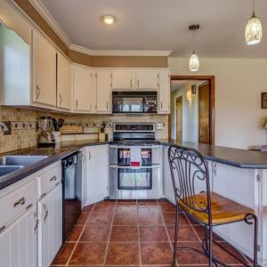 Photo #18 of 450 Holyfield Lane, Moneta, VA 12.0 acres