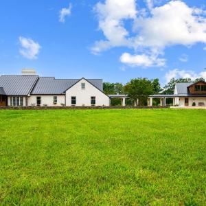 Photo #1 of 7845 Bear Creek Road, Gladys, VA 112.0 acres