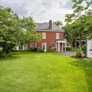 Photo #6 of 3809 Peakland Place, Lynchburg, VA 0.4 acres