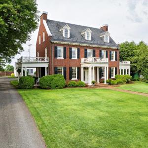 Photo #3 of 3809 Peakland Place, Lynchburg, VA 0.4 acres