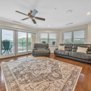 Photo #4 of 100 Bridgewater Pointe Place, Moneta, VA