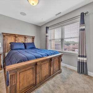 Photo #30 of 100 Bridgewater Pointe Place, Moneta, VA