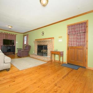 Photo #5 of 239 Forest Avenue, Lynchburg, VA 0.2 acres