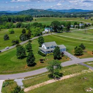 Photo #7 of 1064 Savanna Hills, Moneta, VA 1.4 acres