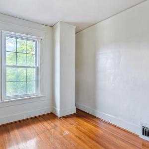 Office/4th Bedroom, no closet.