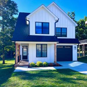 Photo #1 of 103 Retreat Lane, Huddleston, VA 0.2 acres