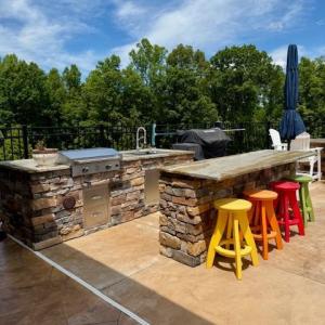 outdoor kitchen with granite