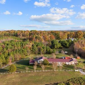 Photo #6 of 389 Delta Drive, Hurt, VA 9.8 acres