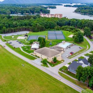 Photo #37 of 1103 Mariners Way, Huddleston, VA