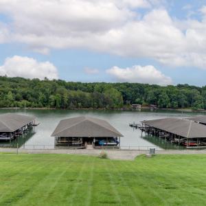 Photo #22 of 1103 Mariners Way, Huddleston, VA