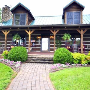 Photo #2 of 202 Springhill Circle, Bedford, VA 8.7 acres