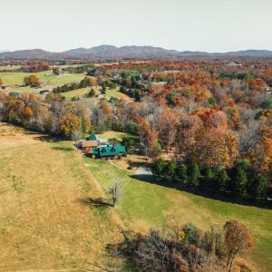 Photo #2 of 202 Springhill Circle, Bedford, VA 8.7 acres