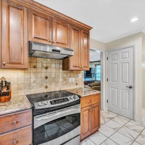 Photo #16 of 302 Ivy Lane, Daleville, VA