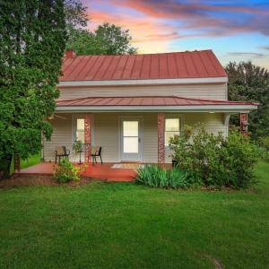 Photo #4 of 687 Gidsville Road, Amherst, VA 4.9 acres