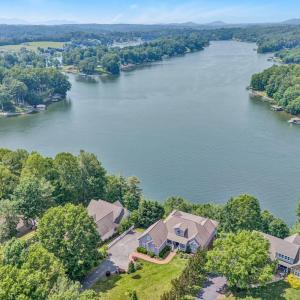 Photo #2 of 220 Village Lane, Moneta, VA 0.5 acres