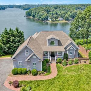 Photo #1 of 220 Village Lane, Moneta, VA 0.5 acres
