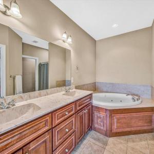 Photo #16 of 1066 Siesta Key Court, Moneta, VA
