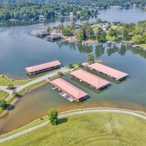 Photo #43 of 1066 Siesta Key Court, Moneta, VA