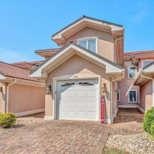 Photo #2 of 1066 Siesta Key Court, Moneta, VA