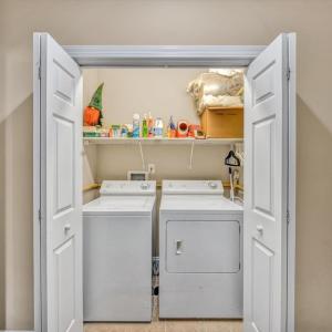 Photo #22 of 1066 Siesta Key Court, Moneta, VA