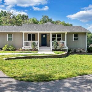 Photo #1 of 1620 Stripers Cove Road, Goodview, VA 0.7 acres