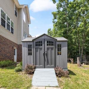 One of the two sheds.