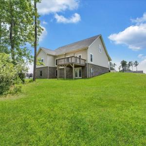 Photo #32 of 1021 Lochwood Hill Drive, Goode, VA 0.6 acres