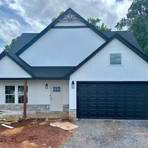 Photo #1 of 128 Riverside Dr, Lynchburg, VA 0.2 acres