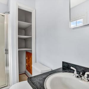 2nd Bedroom Suite