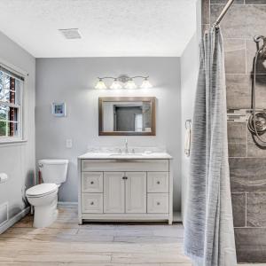 Primary ensuite