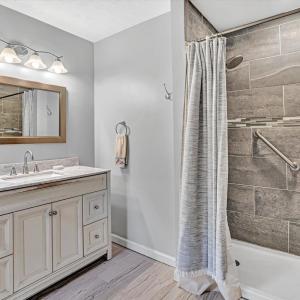 Primary ensuite