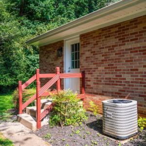 Photo #40 of 2039 Indian Hill Road, Lynchburg, VA 0.5 acres